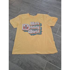 Women's Walt Disney World Yellow Short Sleeve T Shirt Retro Rainbow Colorful Siz
